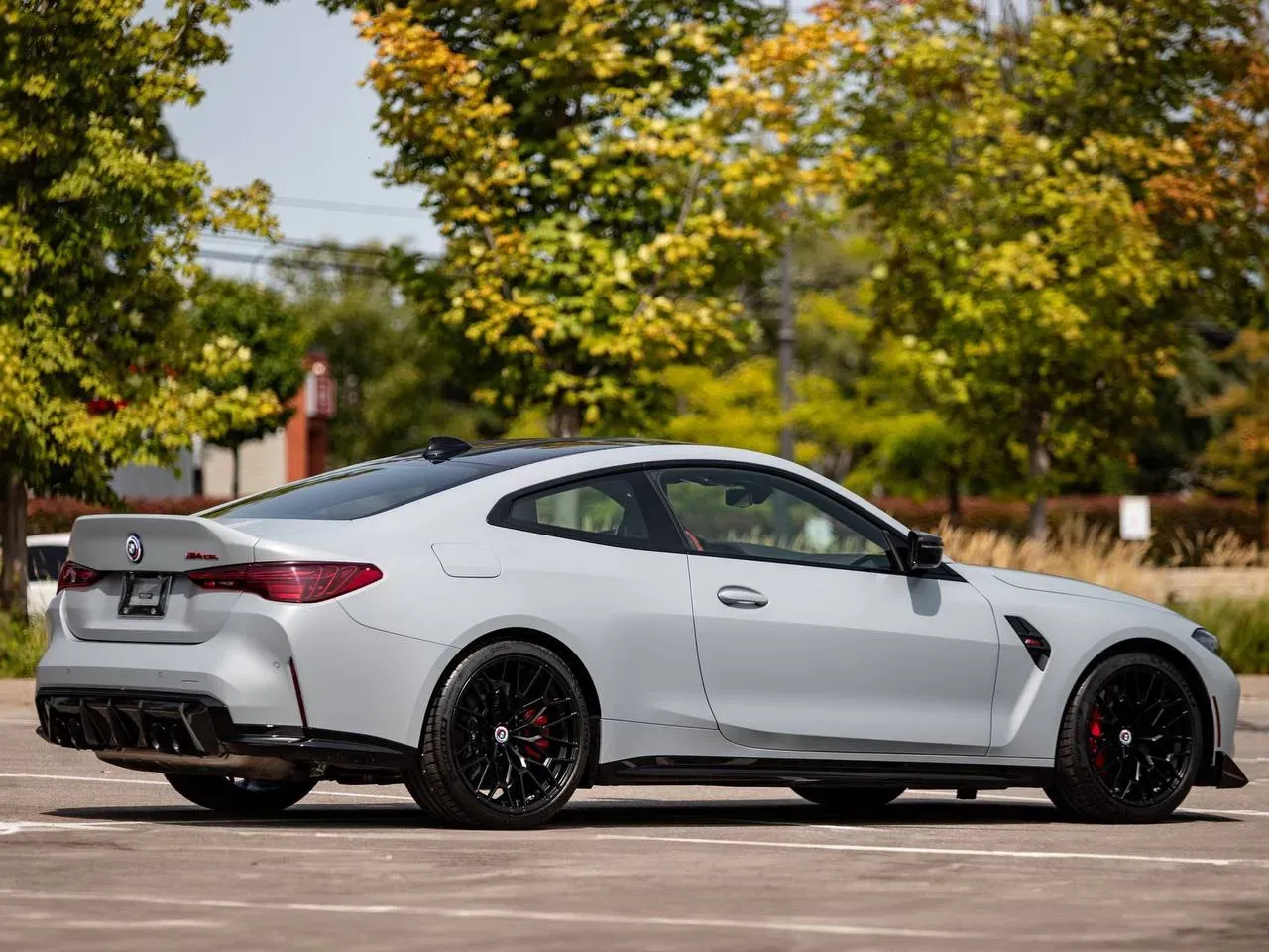 BMW M4 CSL