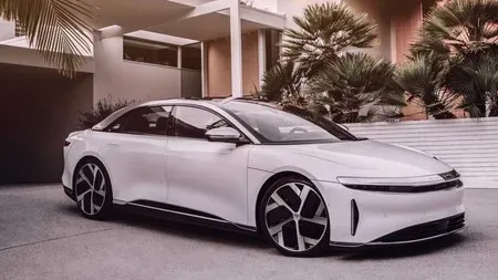 Lucid Air Blanco