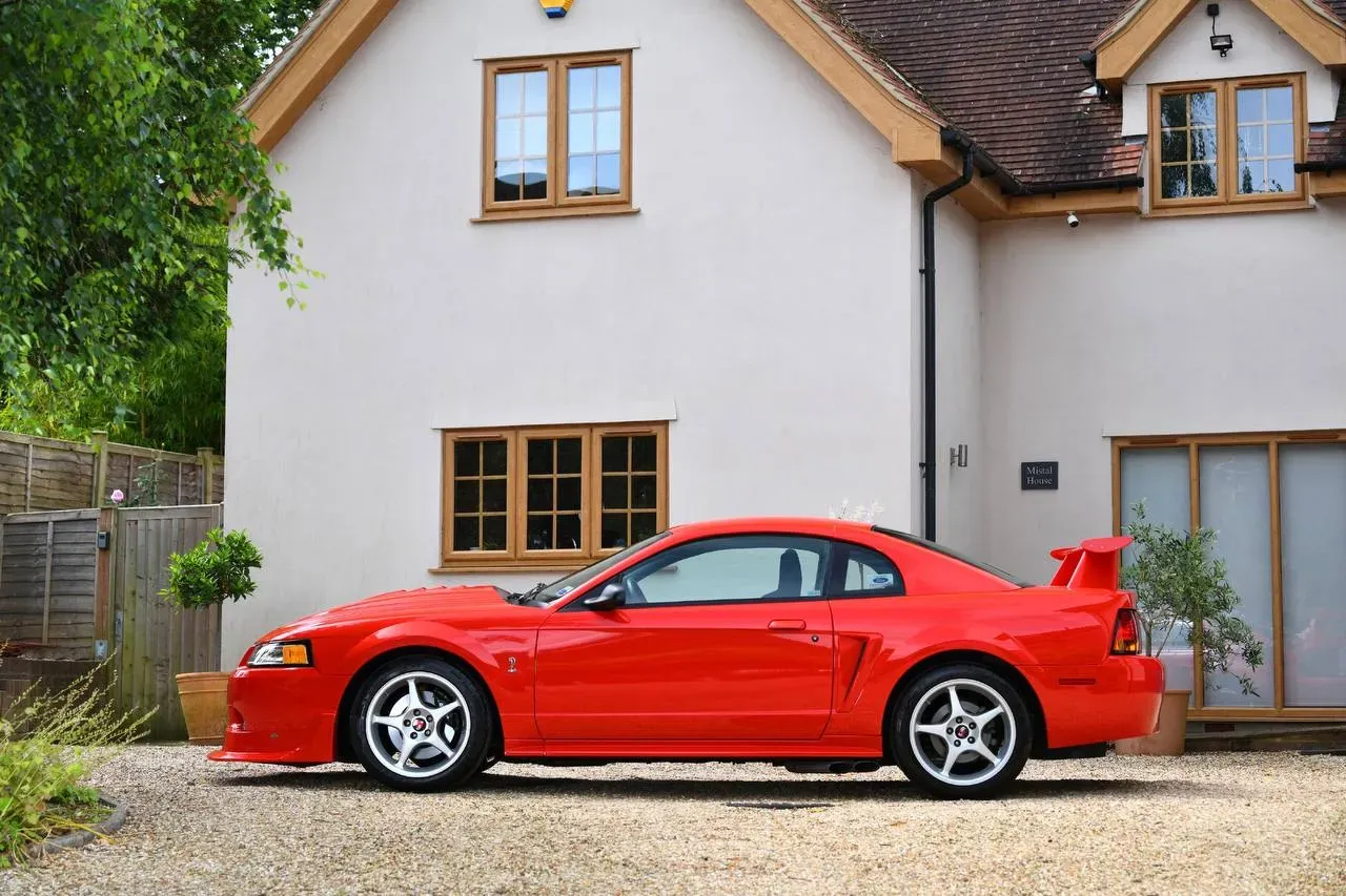 Ford Mustang Cobra R