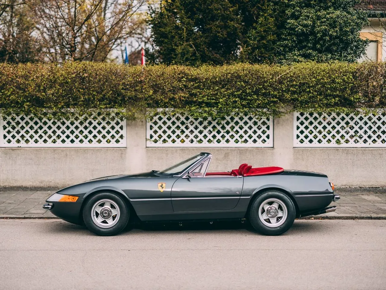 Ferrari 365 GTS/4