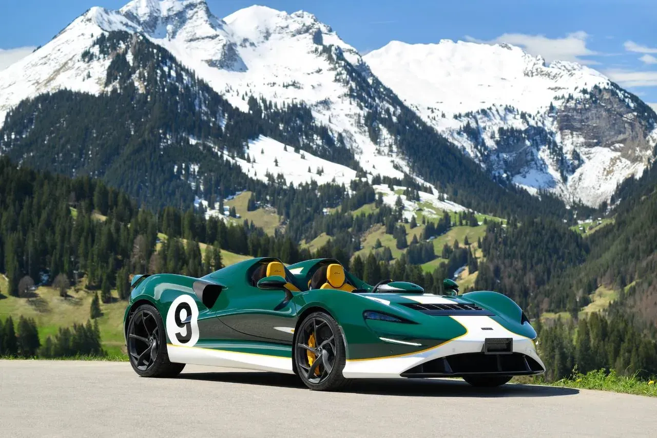 McLaren Elva 2021 Verde