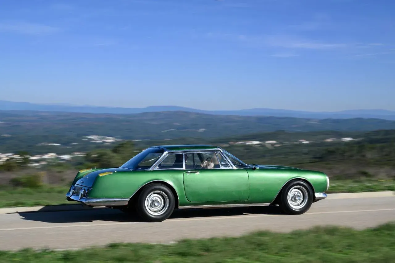 Facel Vega Facel II