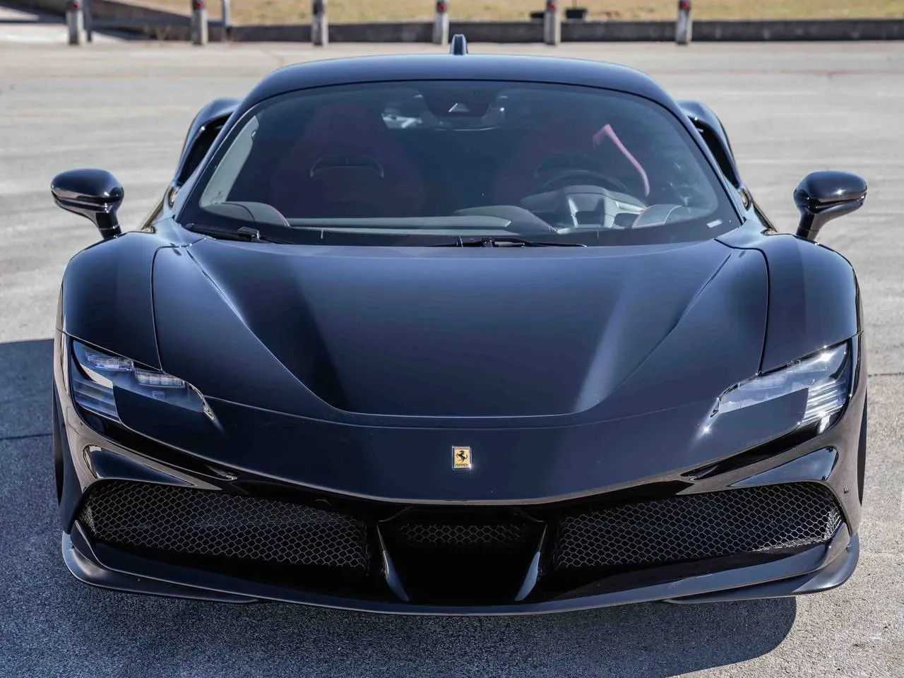 Ferrari SF90 Negro