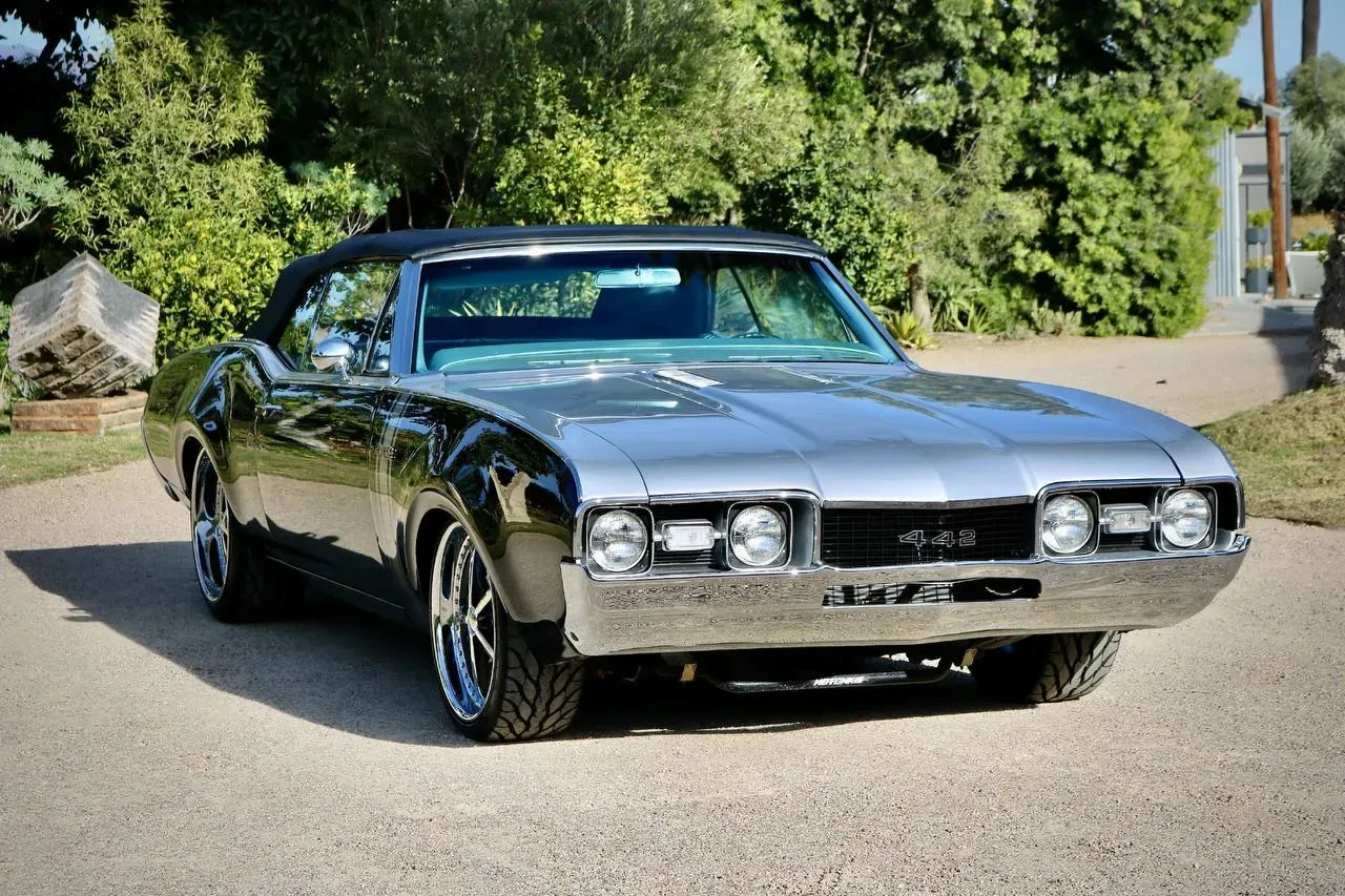 Oldsmobile 4-4-2