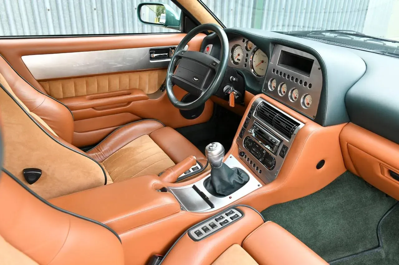 Aston Martin Vantage Interior