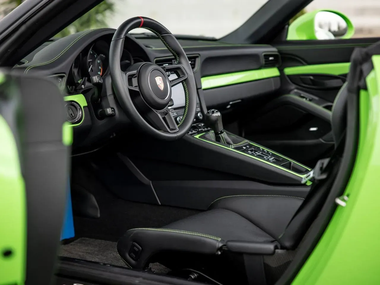 Porsche 911 Speedster Interior