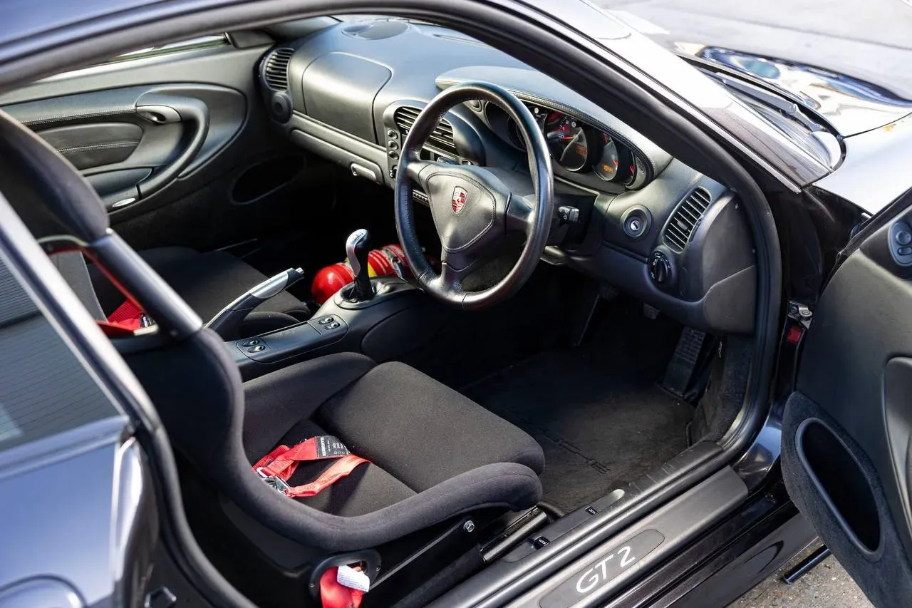 Porsche 911 GT2 Club Sport Interior