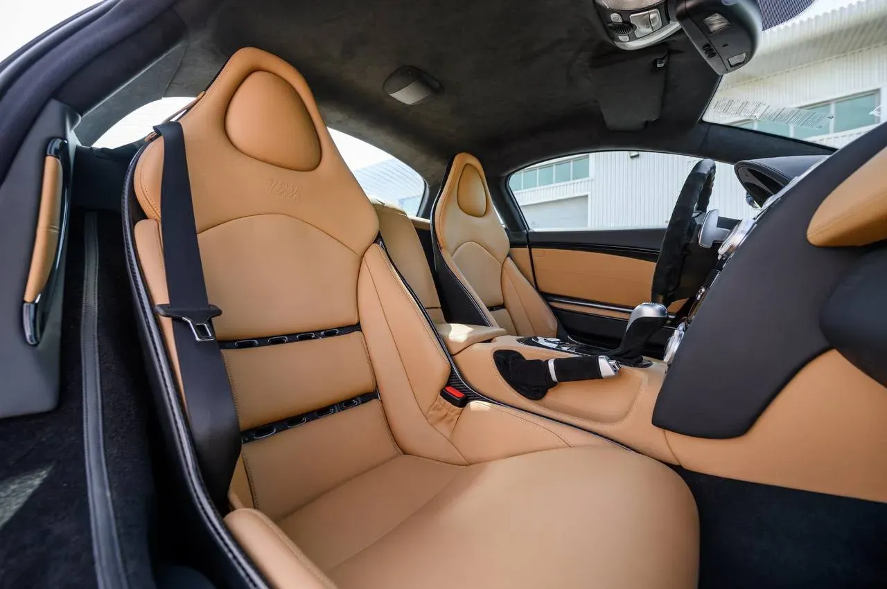 Mercedes-Benz SLR McLaren 722 Edition Interior