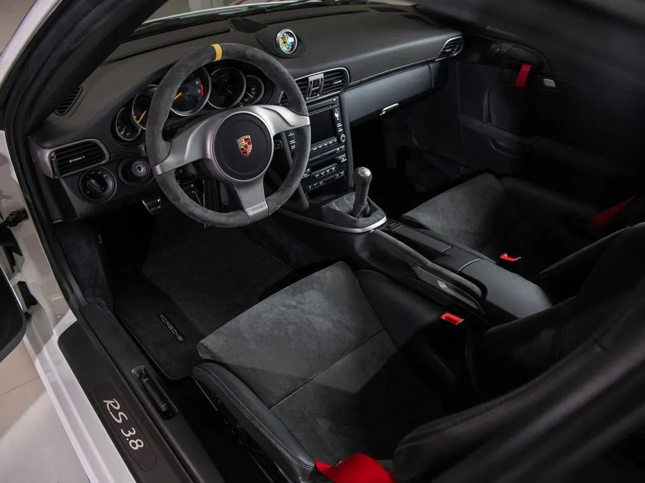 Porsche 911 GT3 RS 2011 Interior