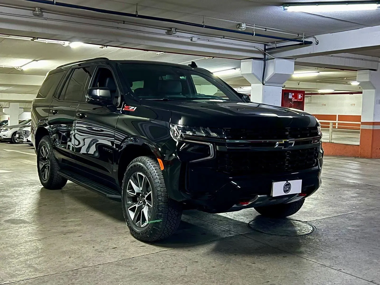 Chevrolet Tahoe Negro