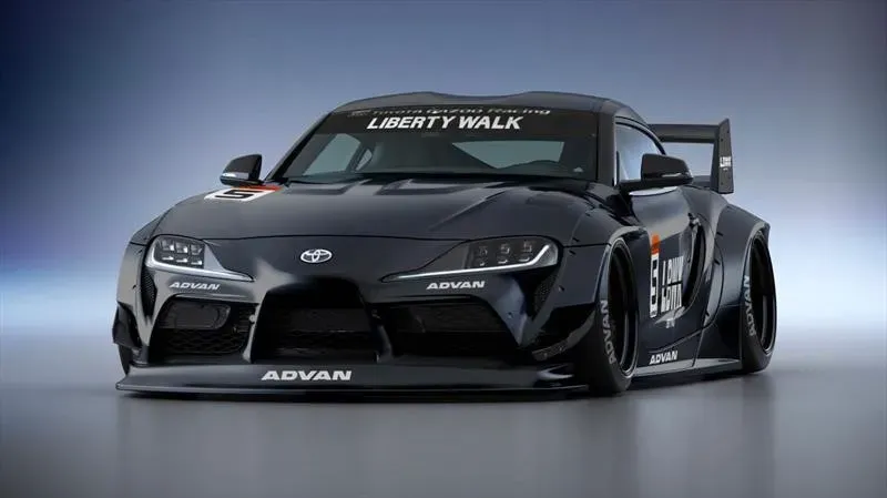 Toyota Supra Negro