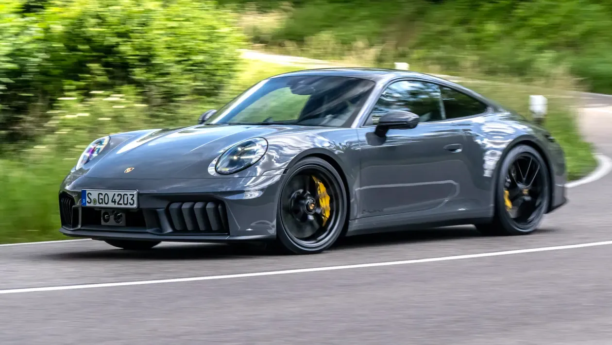 Porsche GTS Negro