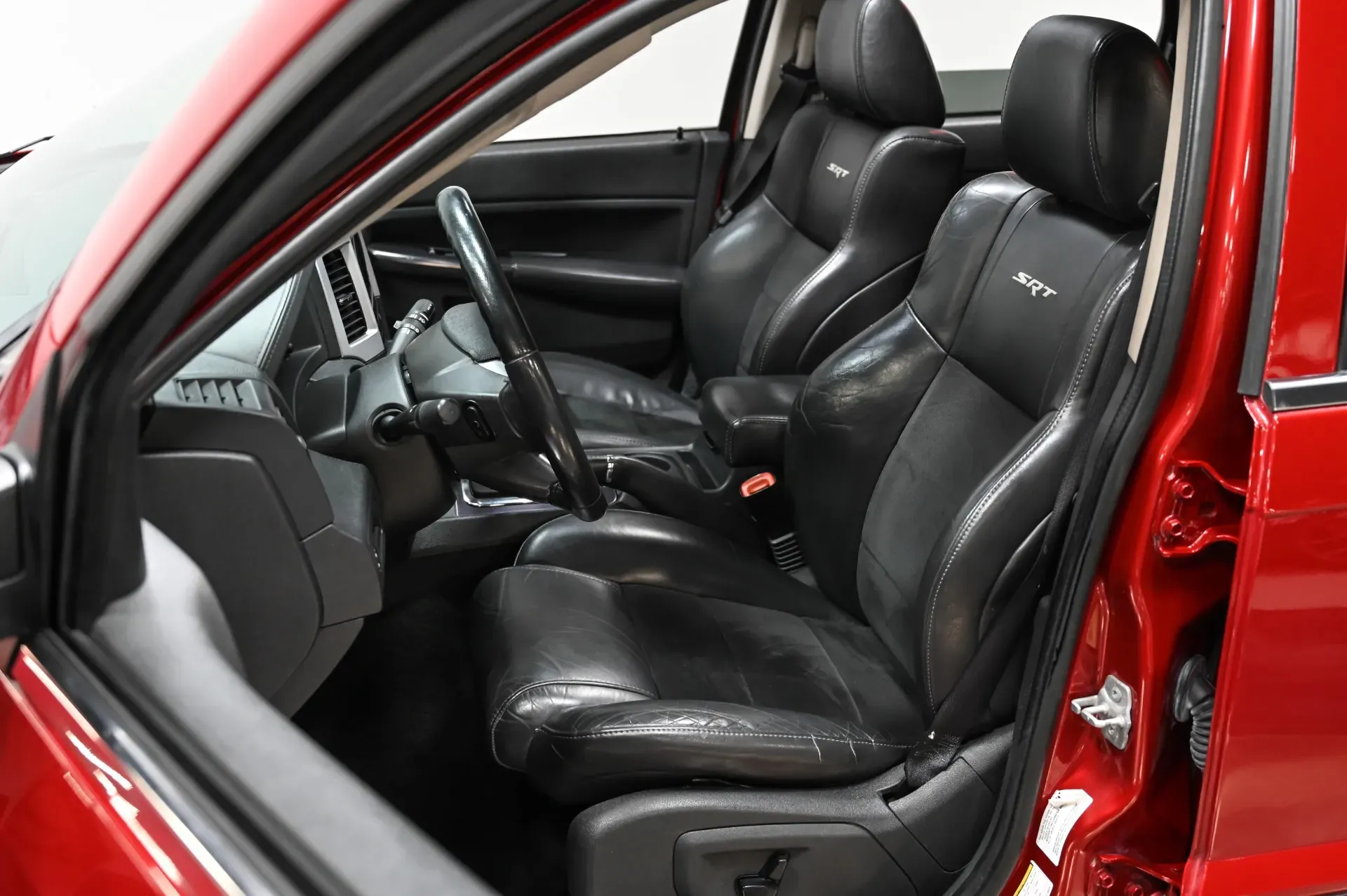 Interior del Jeep Grand Cherokee SRT8 