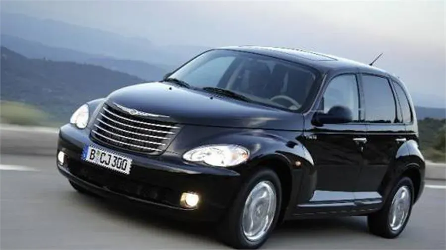 PT Cruiser Negro