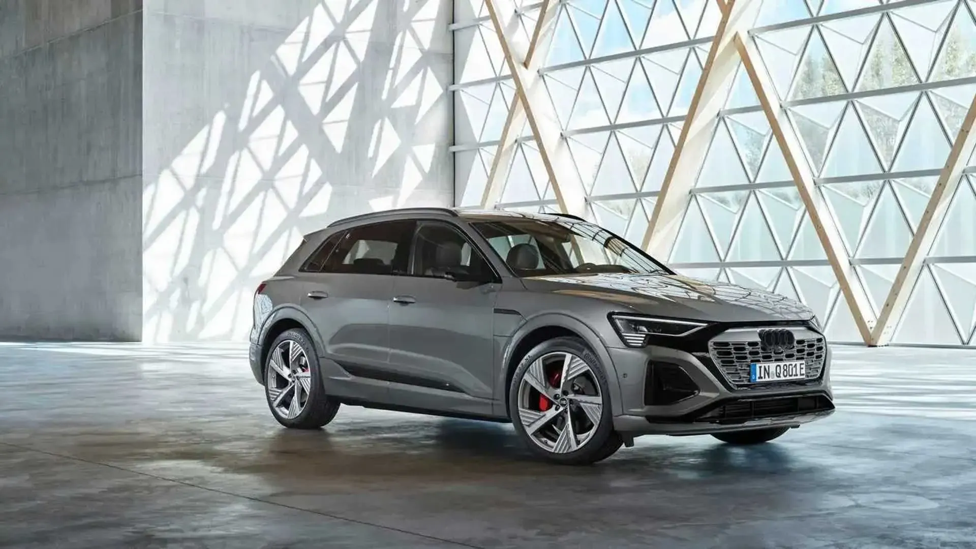 Audi Q8 e-tron 2023 Gris