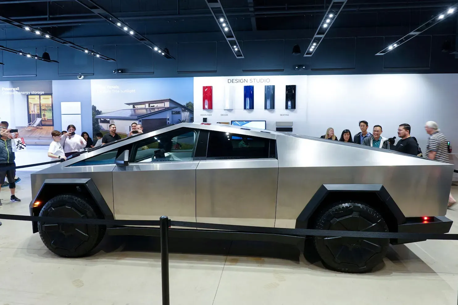 Tesla Cybertruck Gris