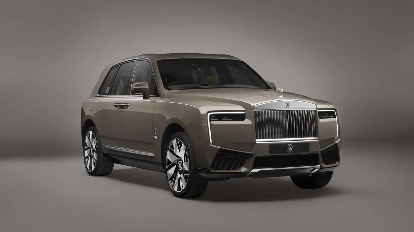 Rolls-Royce Cullinan Marron