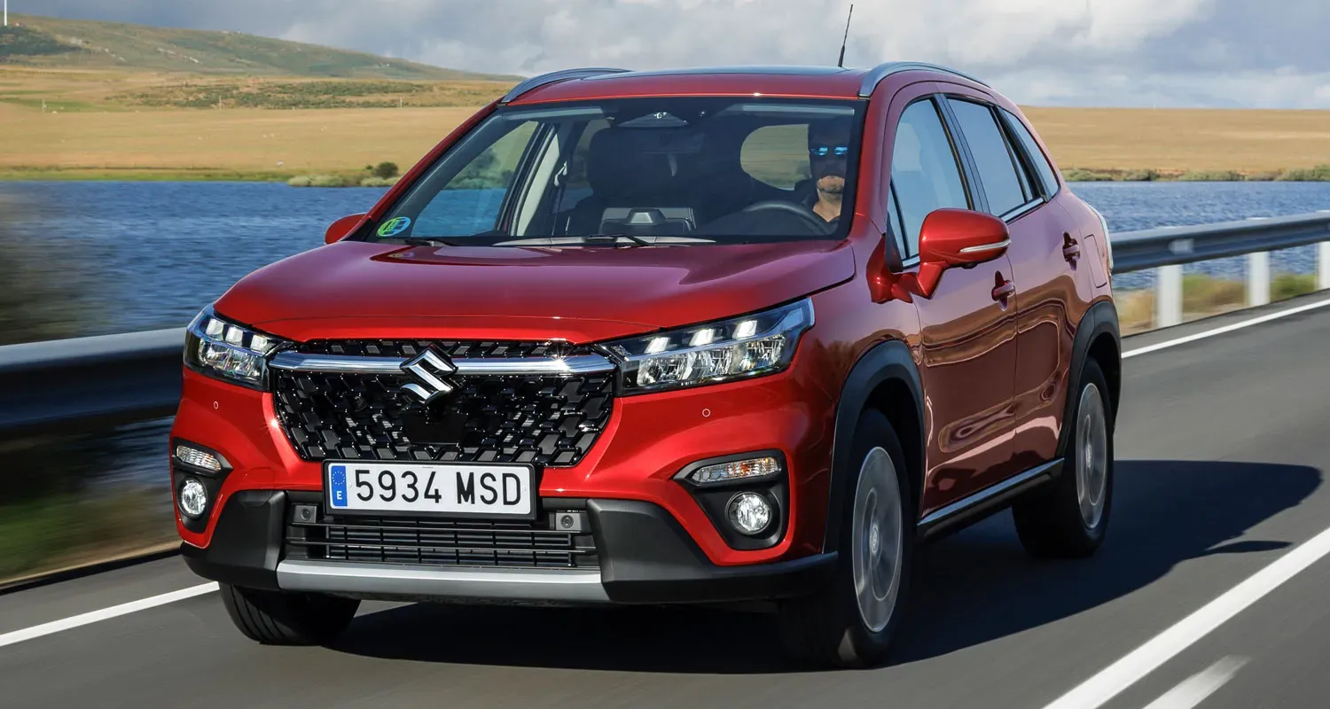 Suzuki S-Cross 2024 Rojo