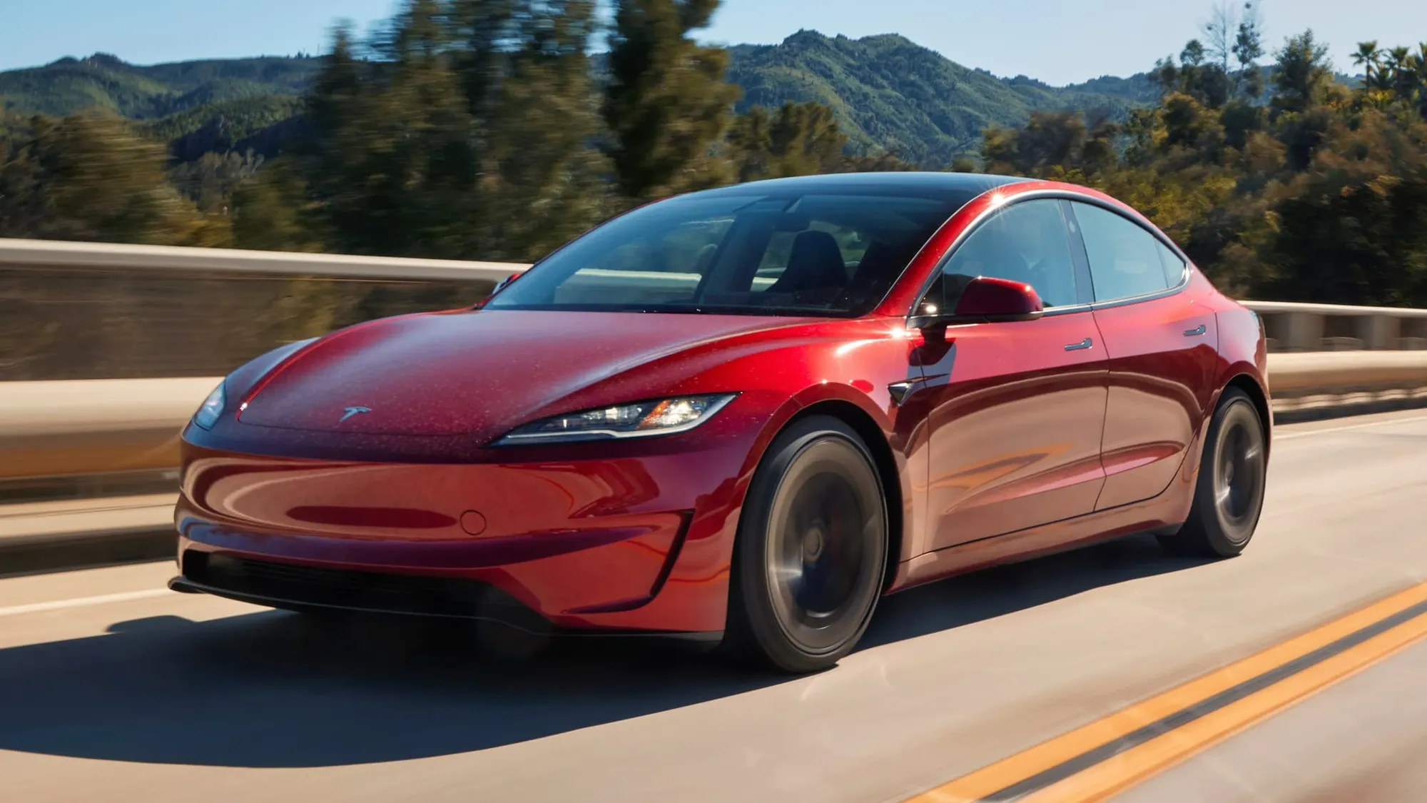 Tesla Model 3 Performance Rojo