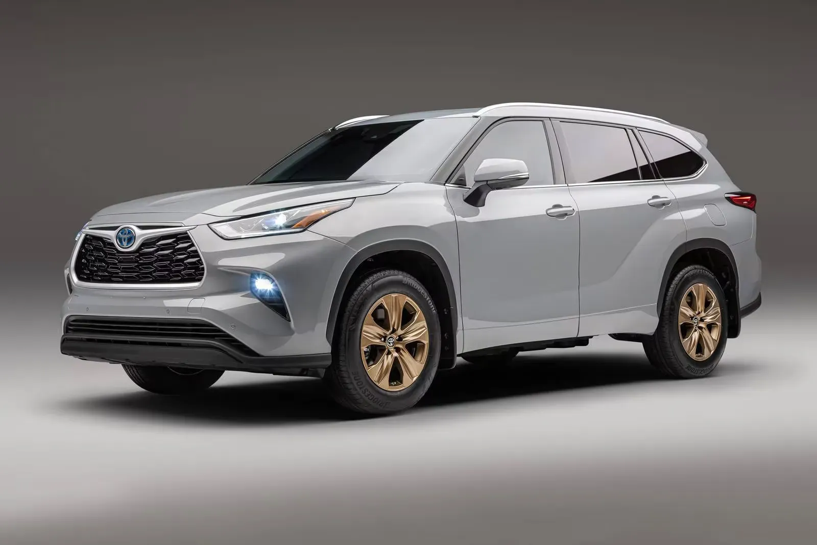 Toyota Highlander Hybrid 2023