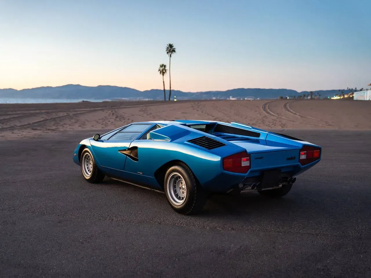 Lamborghini Countach LP 400 "Periscopio"