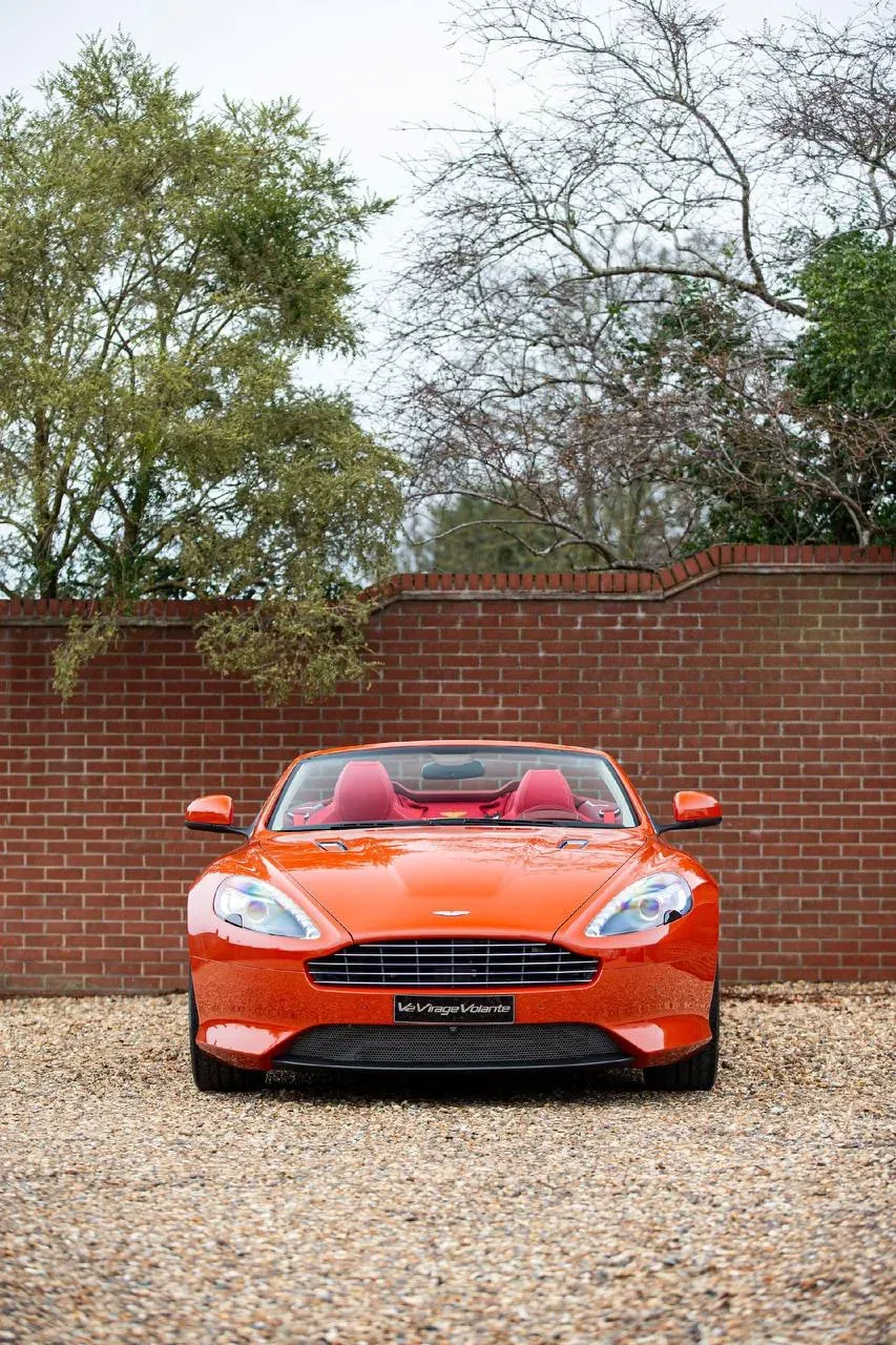 Aston Martin Virage Volante 2012