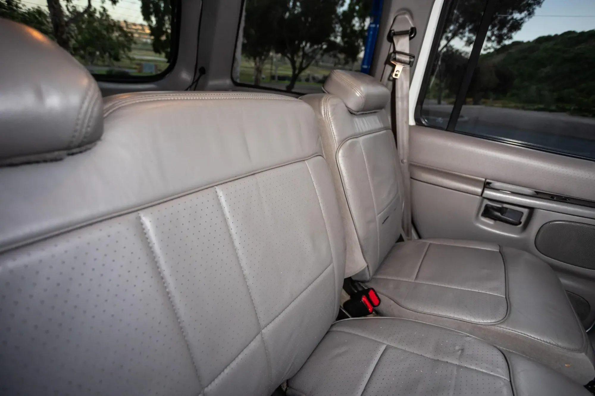 Interior trasero asientos del Ford Explorer Saleen XP8