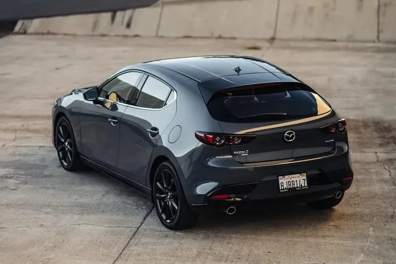 Mazda 3 Turbo Signature