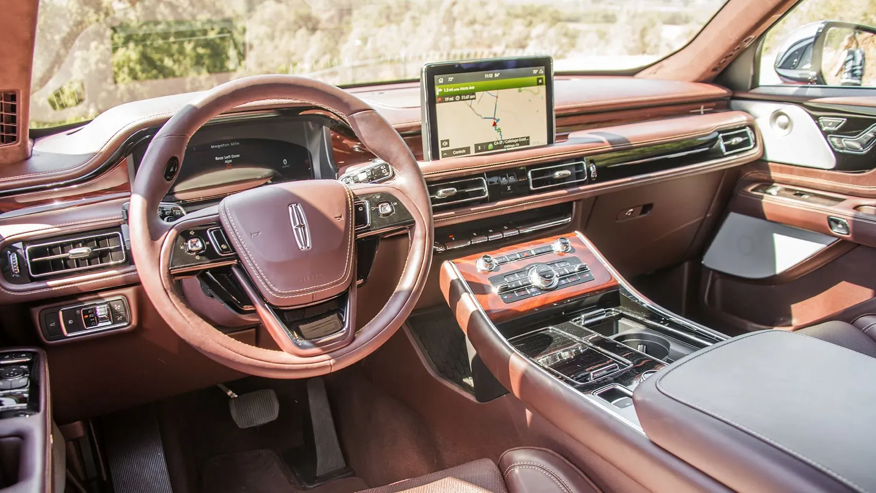 Interior Lincoln Aviator