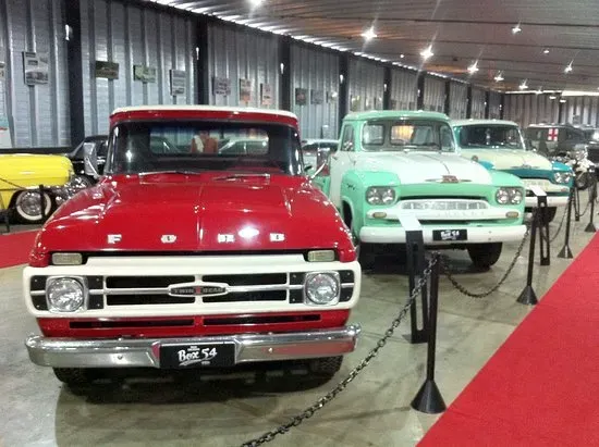  Ford F-100 y Chevrolet