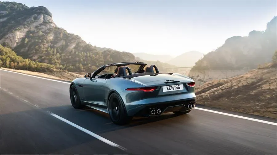 aguar F-Type 75 aniversario