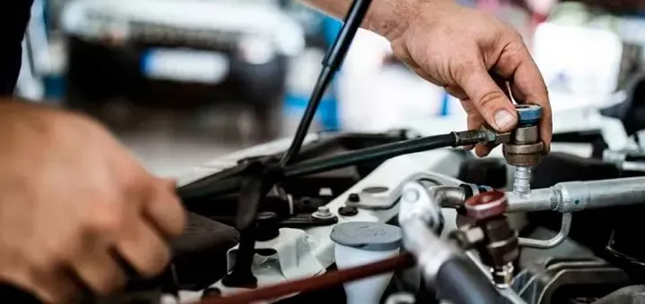 Cómo Reparar y Mantener el Sistema de Aire Acondicionado de tu Auto