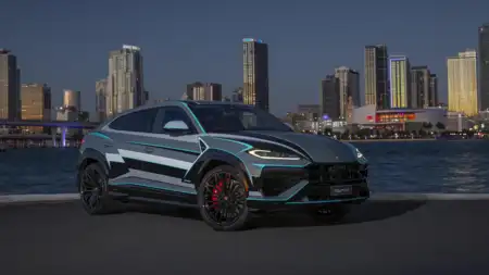 Lamborghini Urus SE Miami Edition