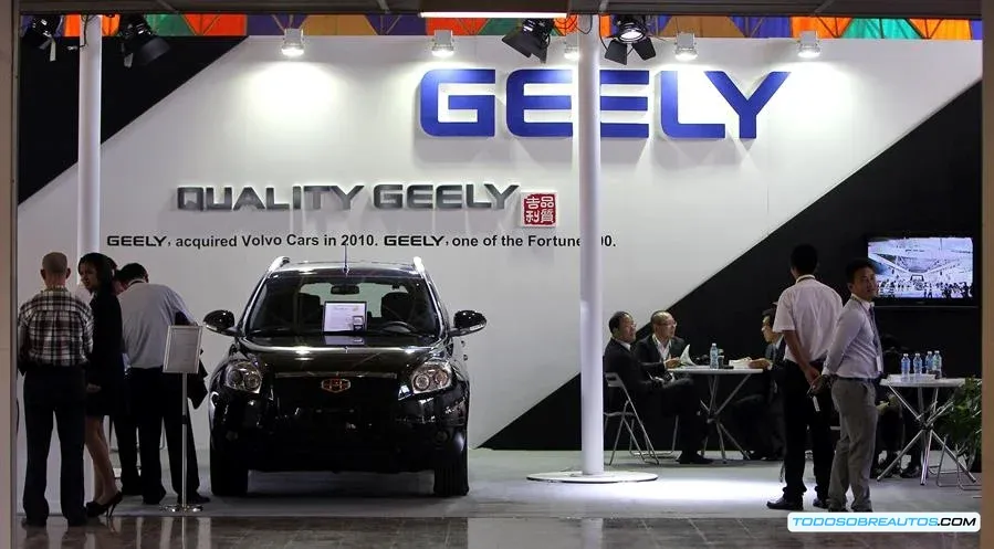 Gráfico o imagen que muestra el crecimiento exponencial de las ganancias de Geely en el primer semestre de 2024.