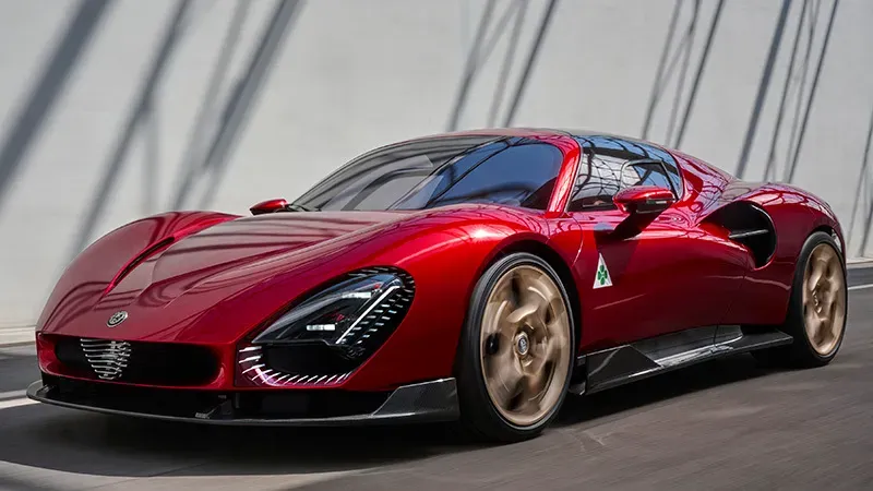 Alfa Romeo 33 Stradale 2024