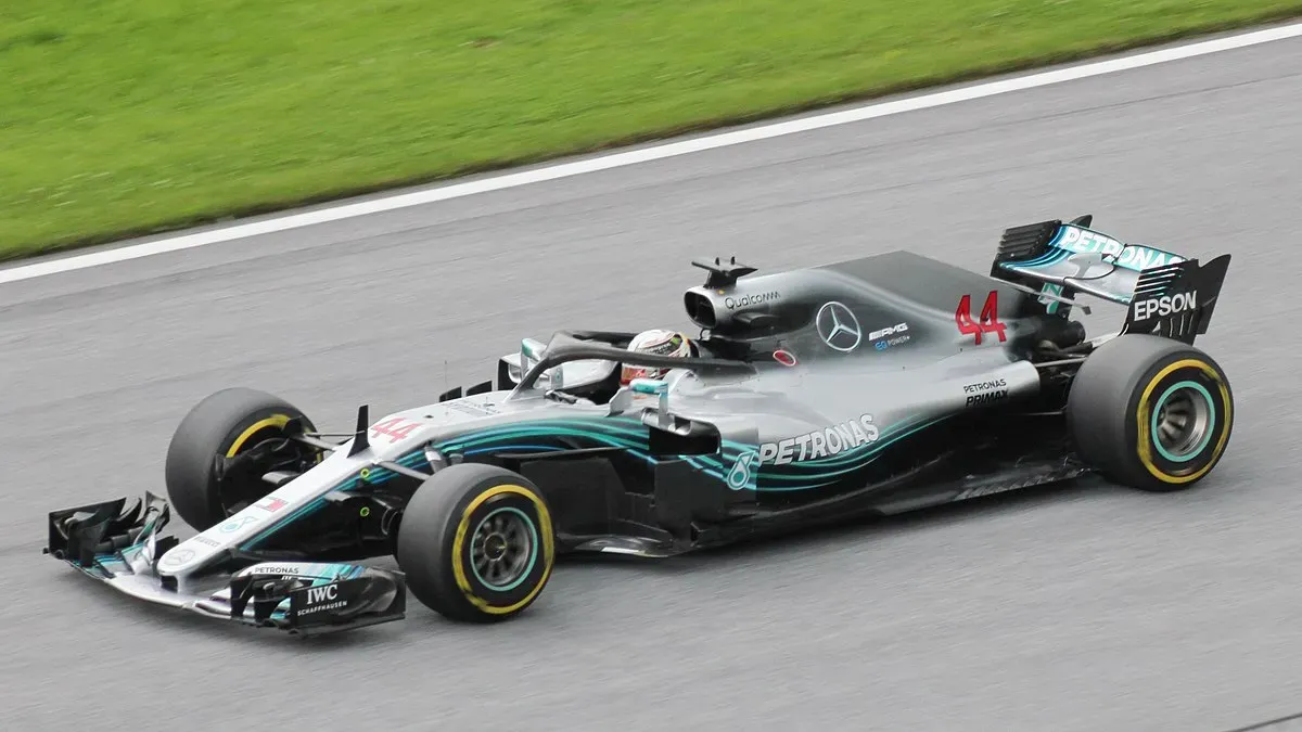  Mercedes-AMG PETRONAS F1