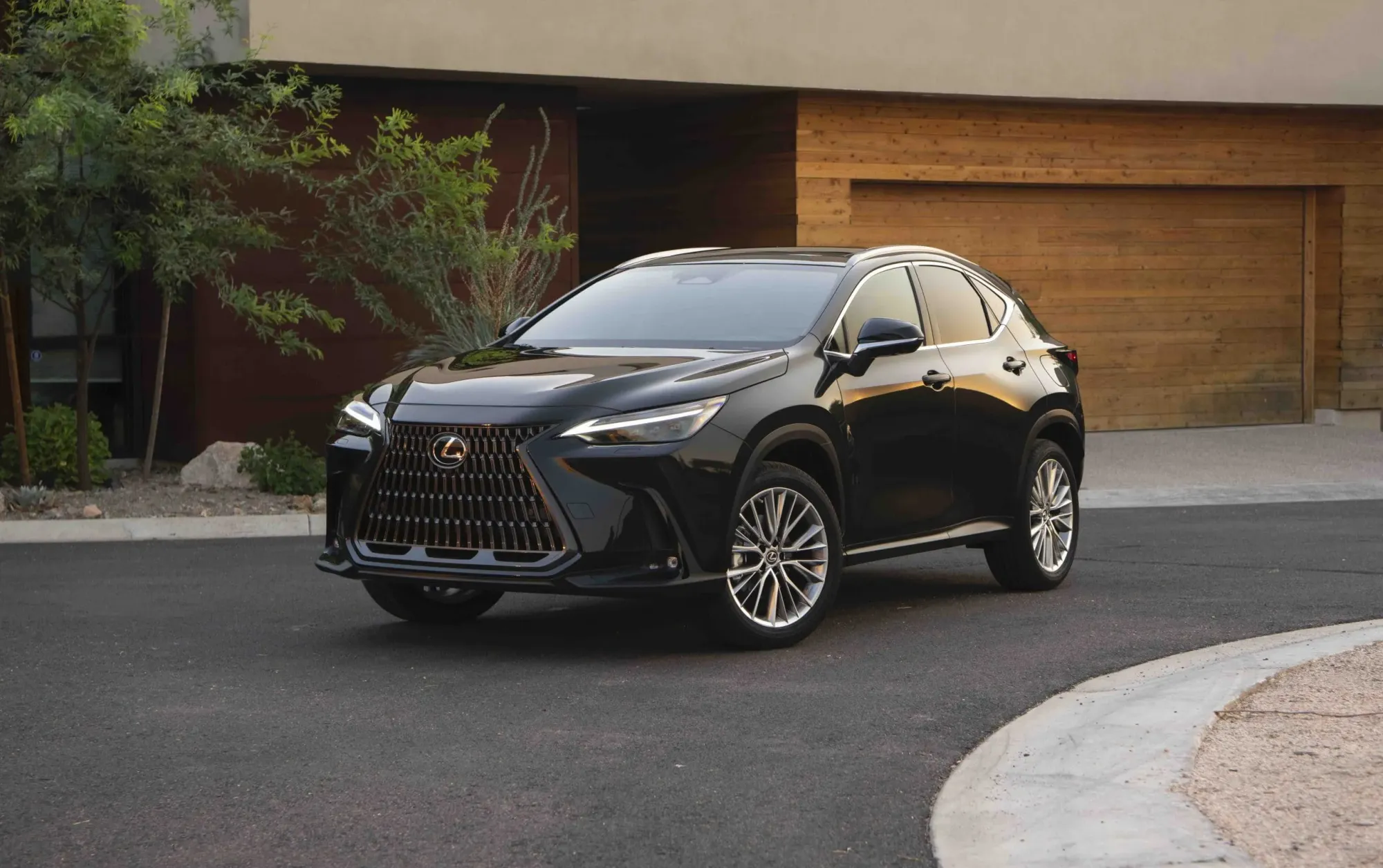 Lexus NX 2022