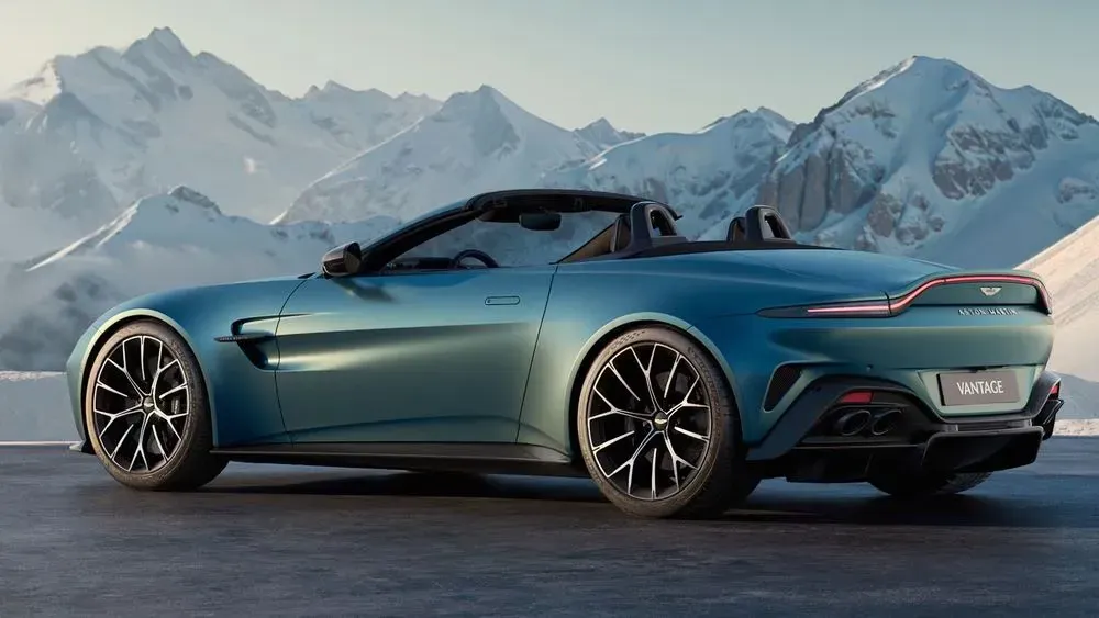 Aston Martin Vantage Roadster 2026