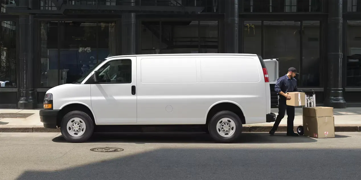  Chevrolet Express 2025