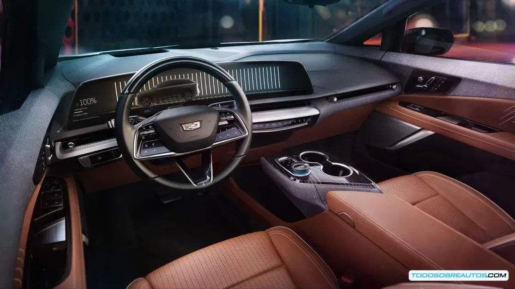 Imagen del interior del Cadillac Optiq 2025, mostrando el tablero y la consola central.