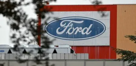 Ford Recorta Empleos y Critica las Políticas de la UE