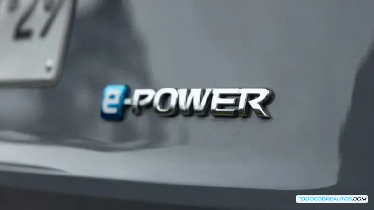 Imagen ilustrativa de la tecnología e-POWER de Nissan, mostrando posiblemente un motor o el interior de un vehículo equipado con este sistema.