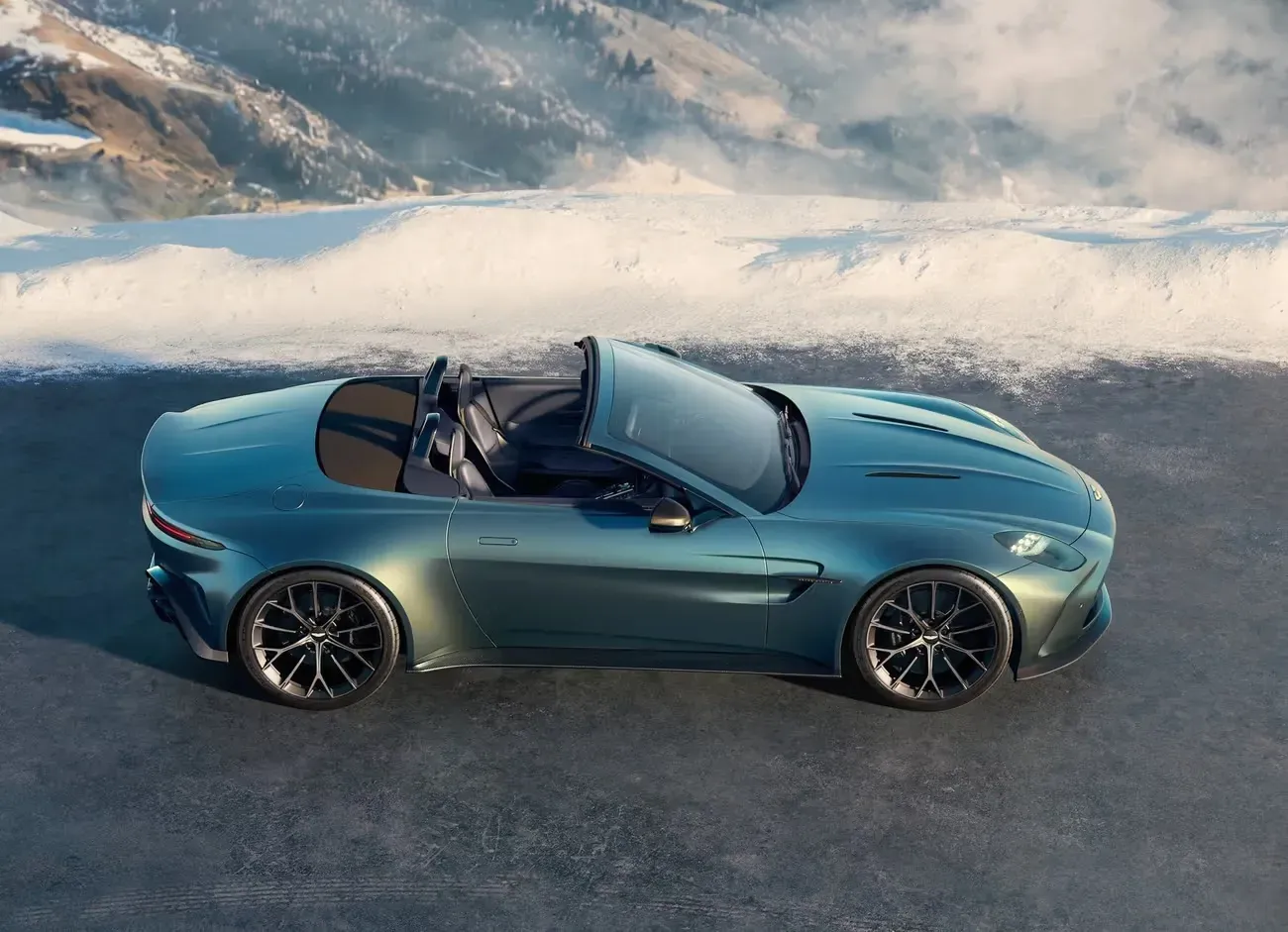 Aston Martin Vantage Roadster 2026