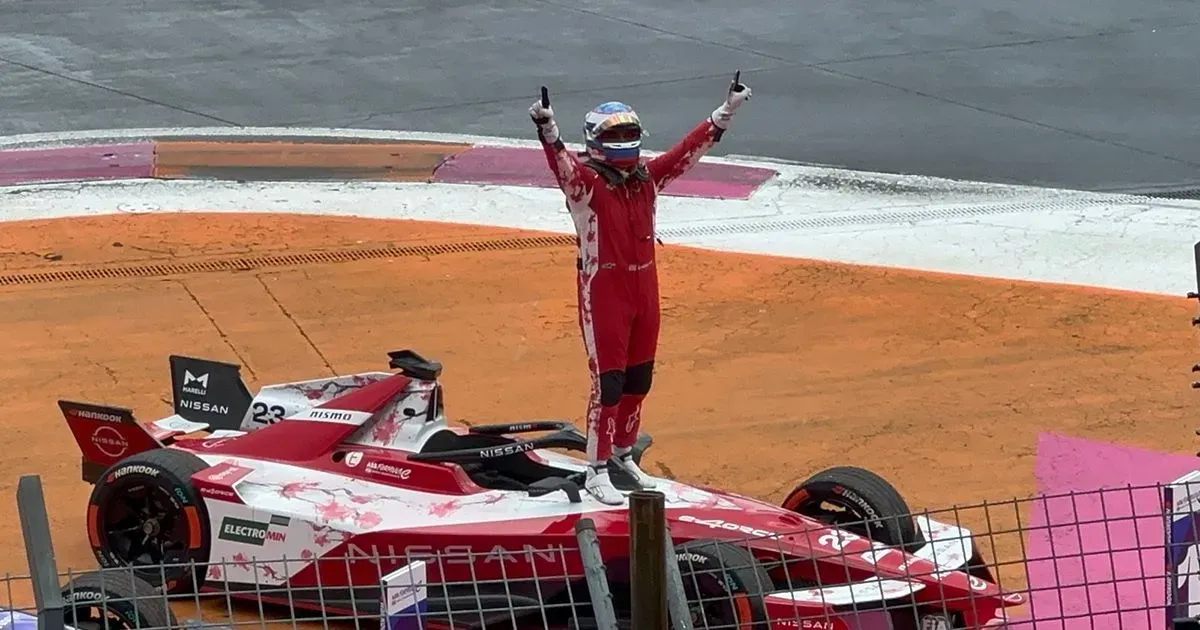 Oliver Rowland gana el ePrix de México 2025