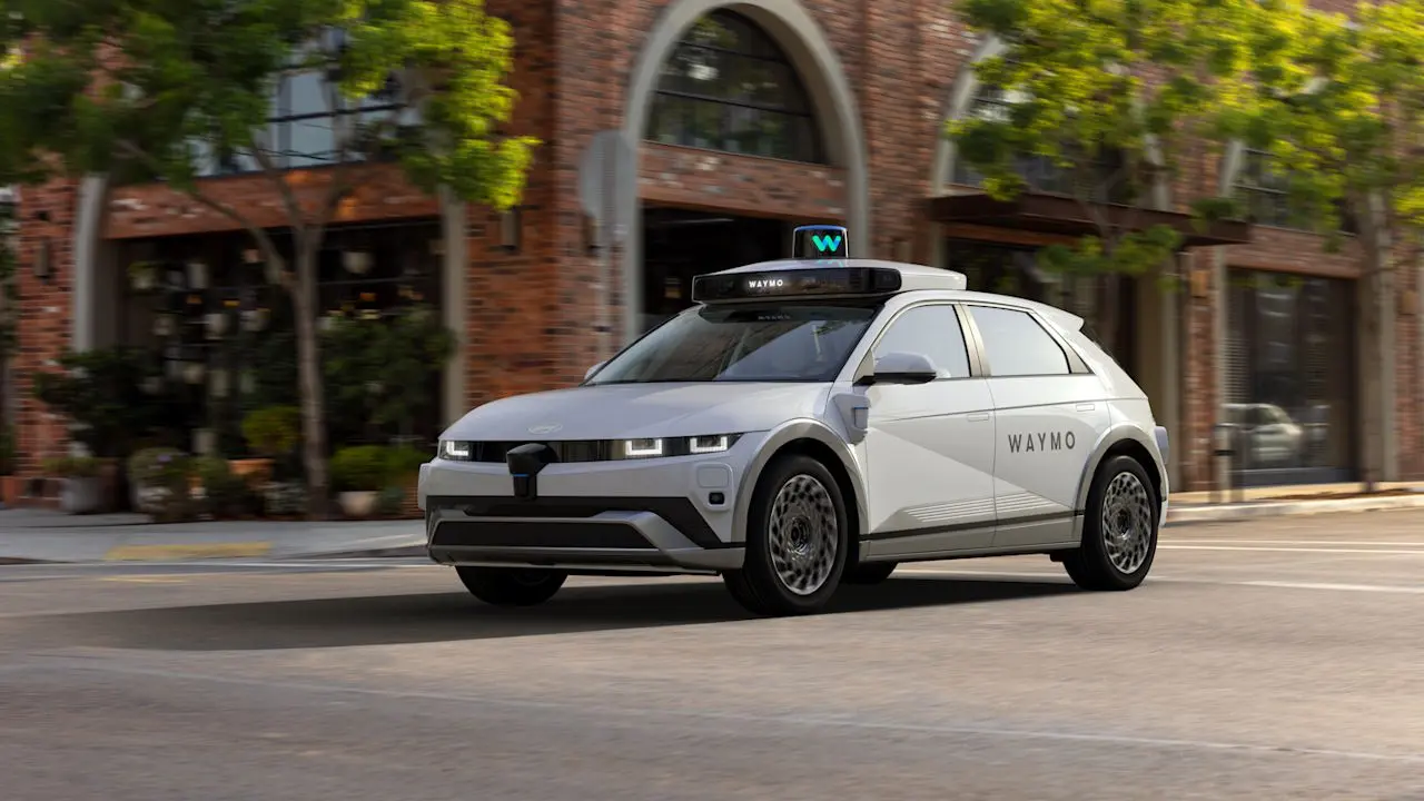 RoboTaxi Waymo en bucle