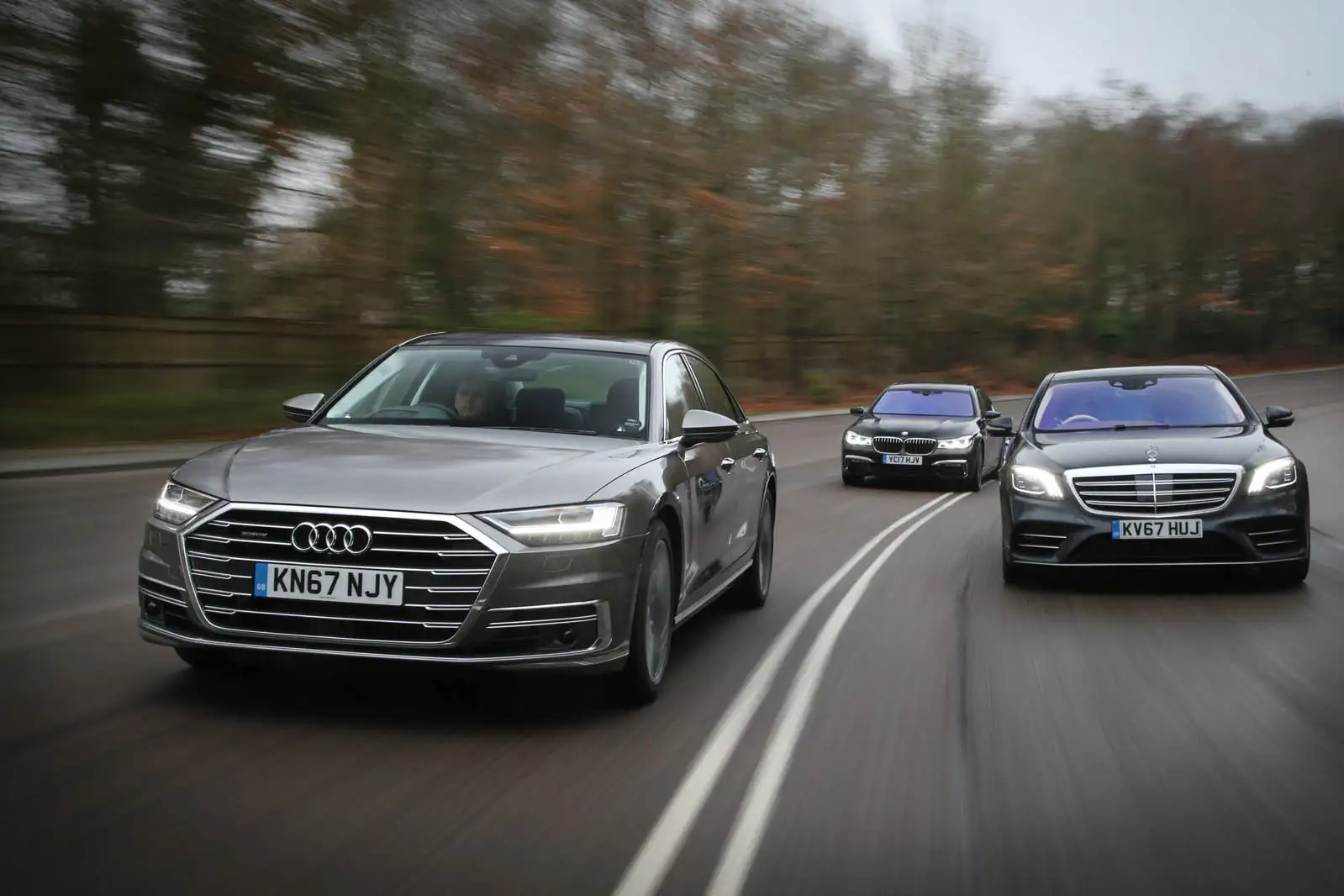 Audi A8 vs Mercedes S-Class