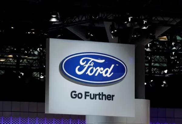 Ford suspende operaciones en Rusia