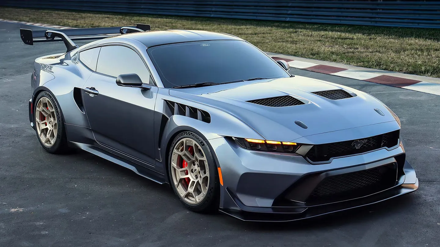 Ford Mustang RTR 2025