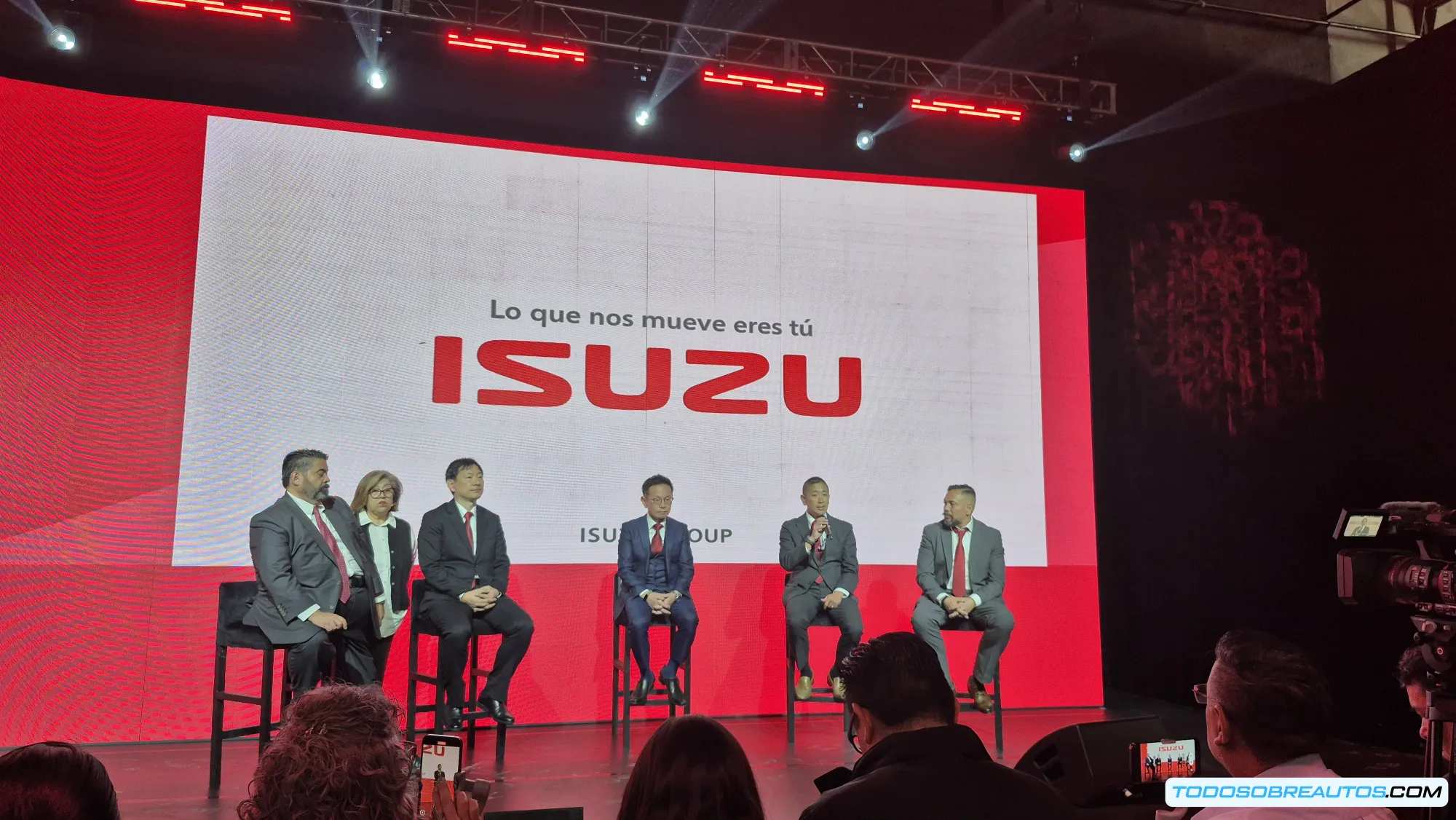 ISUZU celebra 20 años en México.