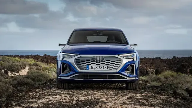 Audi Q8 e-tron Descontinuado